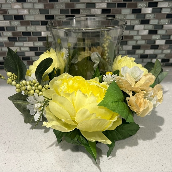 Vibrant Yellow and Green Floral Vase Accent - Picture 6 of 12
